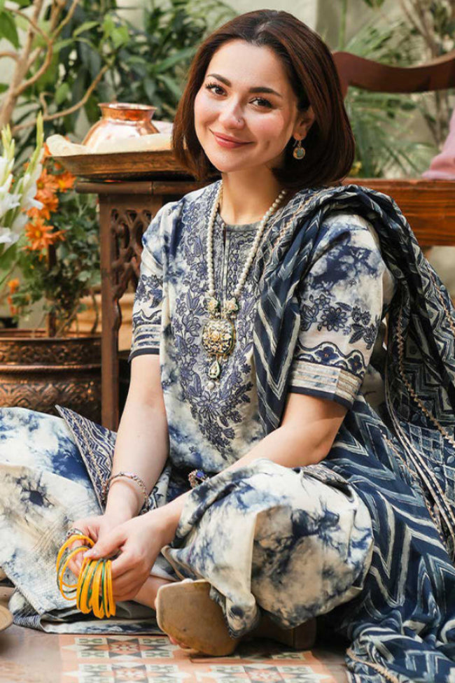 Digital Khaddar 3 Piece Suit  VS-201