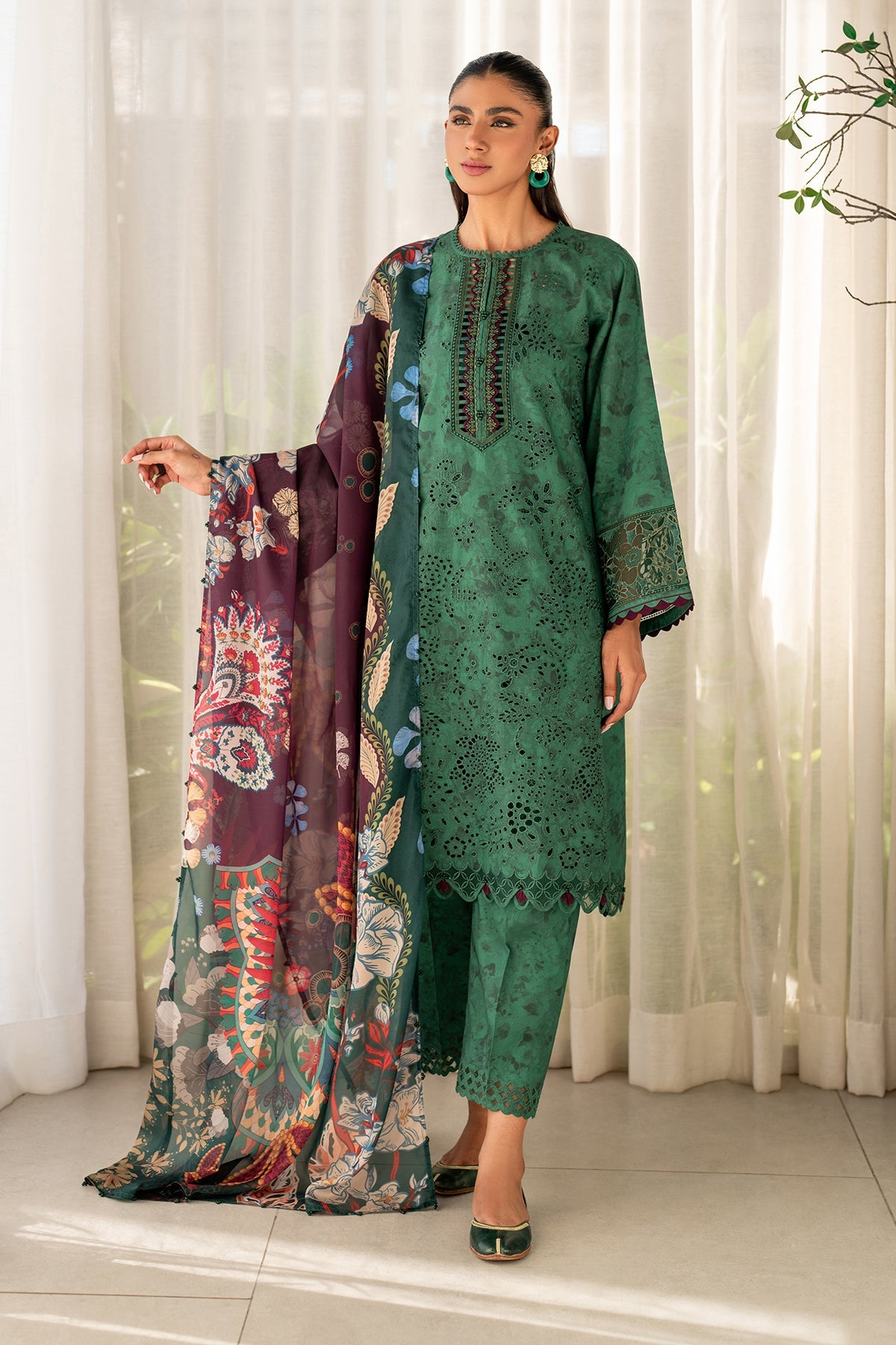 Digital Printed Lawn - 3 PIECE - Vol-01 - D-02